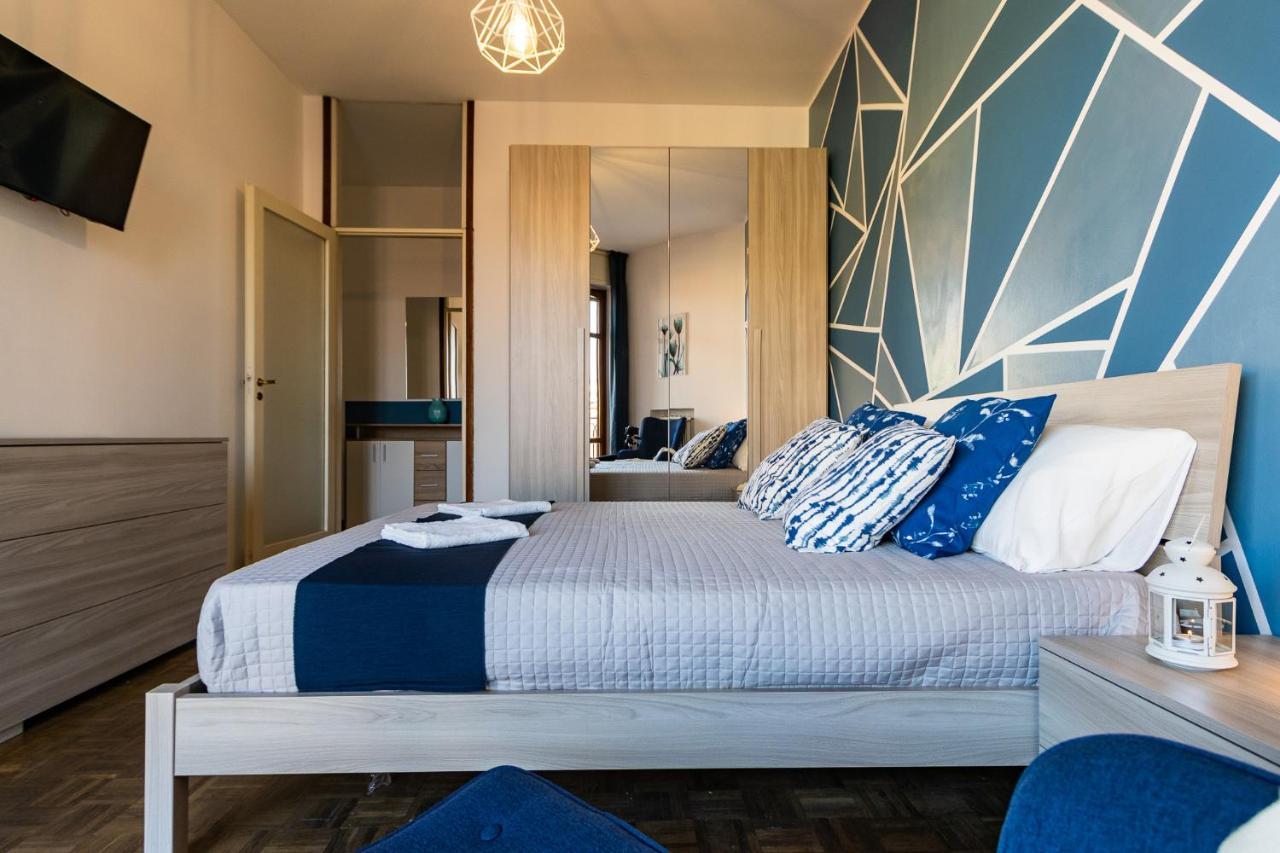 Blue Wave Apartment Arona - Lago Maggiore Ngoại thất bức ảnh