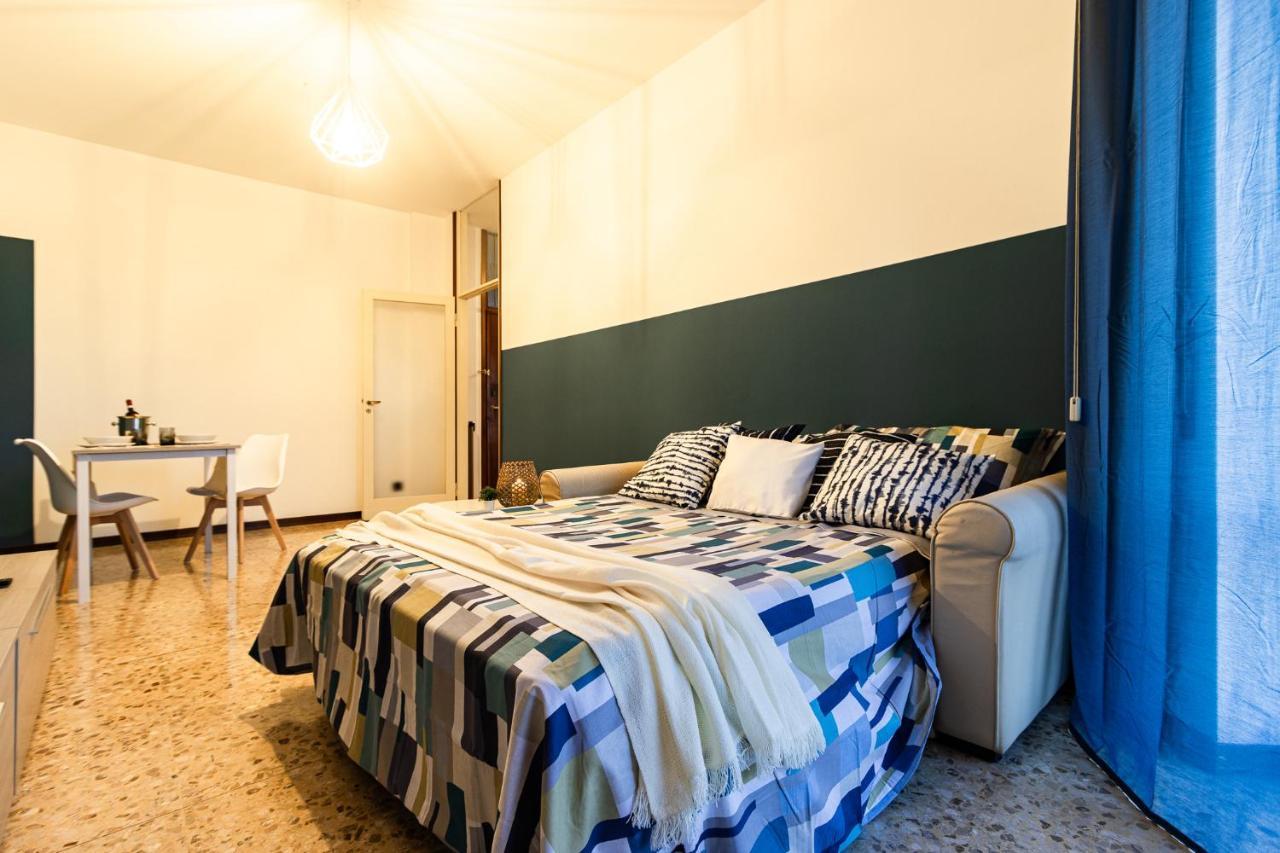 Blue Wave Apartment Arona - Lago Maggiore Ngoại thất bức ảnh