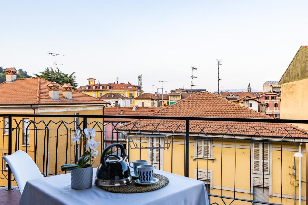 Blue Wave Apartment Arona - Lago Maggiore Ngoại thất bức ảnh